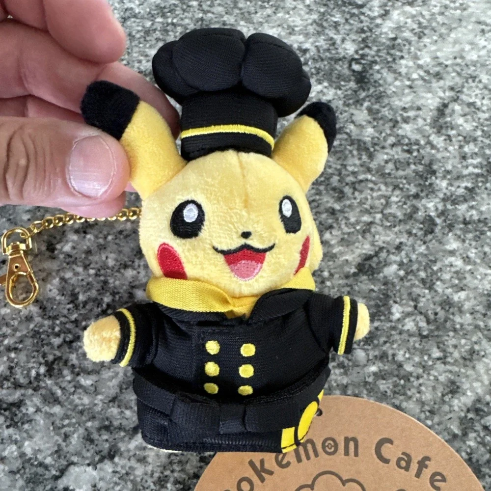 POKEMON CENTER CAFÉ 2020 JAPAN EXCL BLACK CHEF PIKACHU KEYCHAIN W/TAG #Bin5